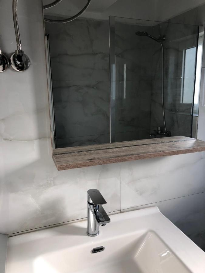 Sandri Apartment Химара Экстерьер фото