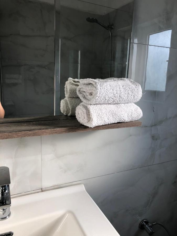Sandri Apartment Химара Экстерьер фото