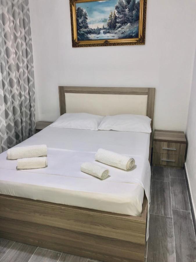 Sandri Apartment Химара Экстерьер фото
