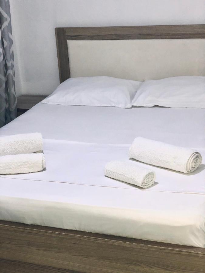Sandri Apartment Химара Экстерьер фото
