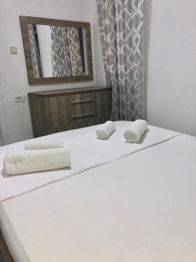Sandri Apartment Химара Экстерьер фото