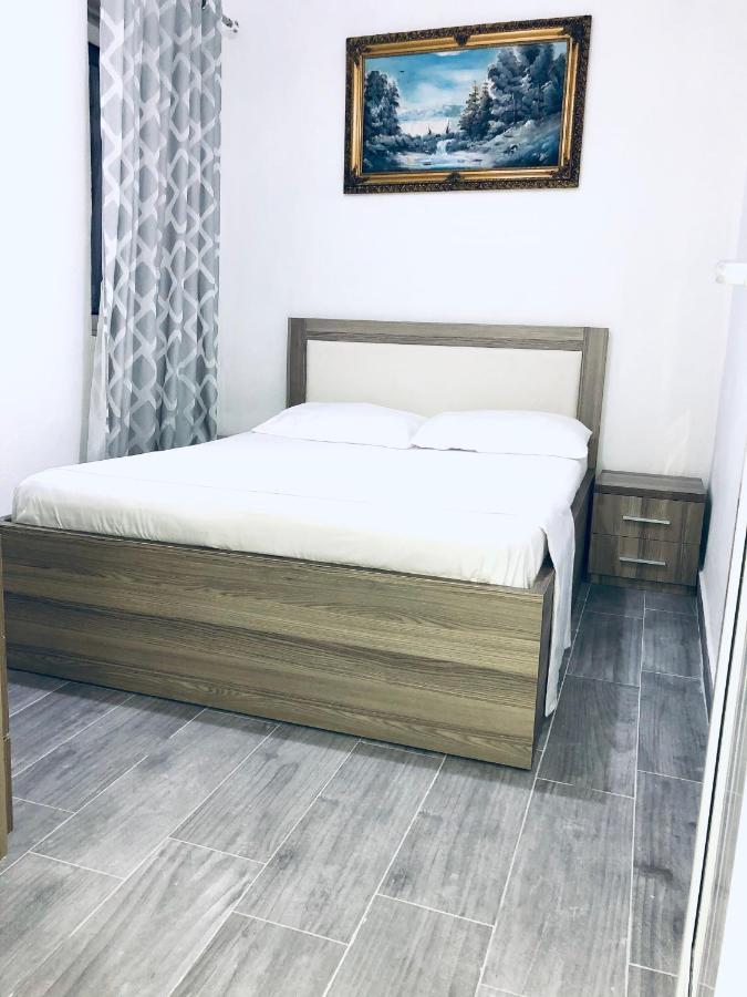 Sandri Apartment Химара Экстерьер фото