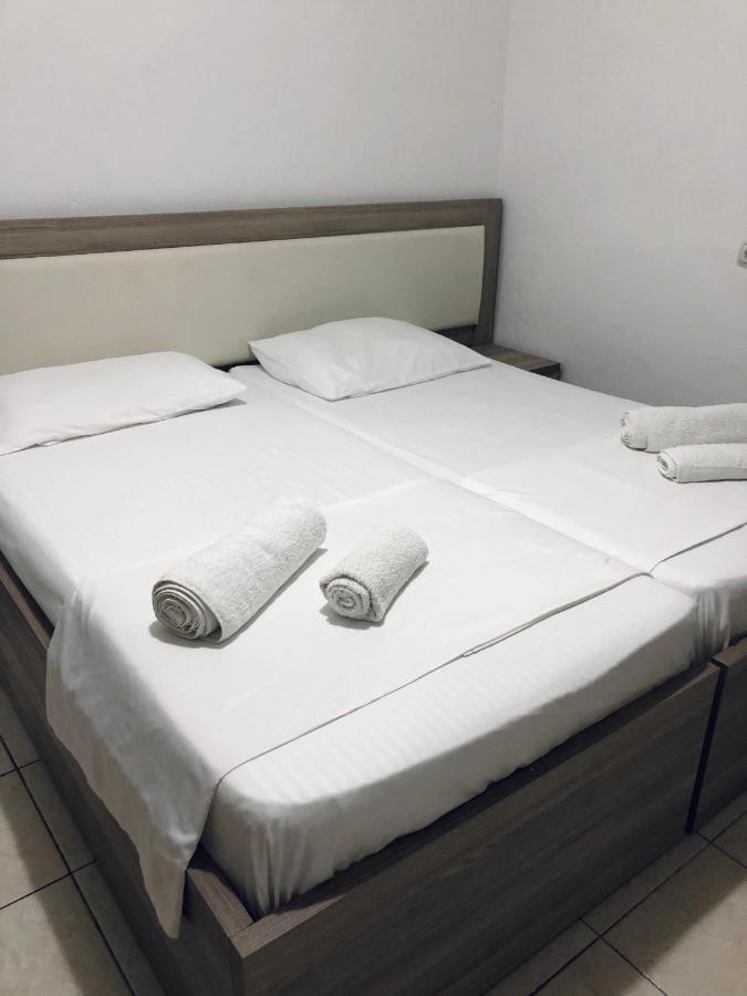 Sandri Apartment Химара Экстерьер фото