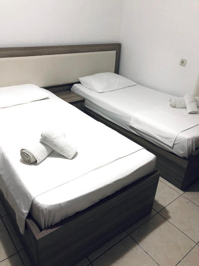 Sandri Apartment Химара Экстерьер фото